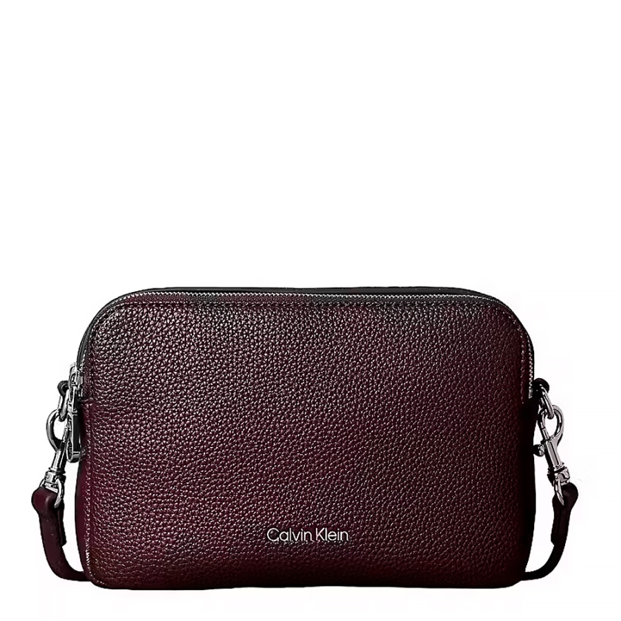 bolso-camara-con-correa-con-logo bolso-camara-con-correa-con-logo