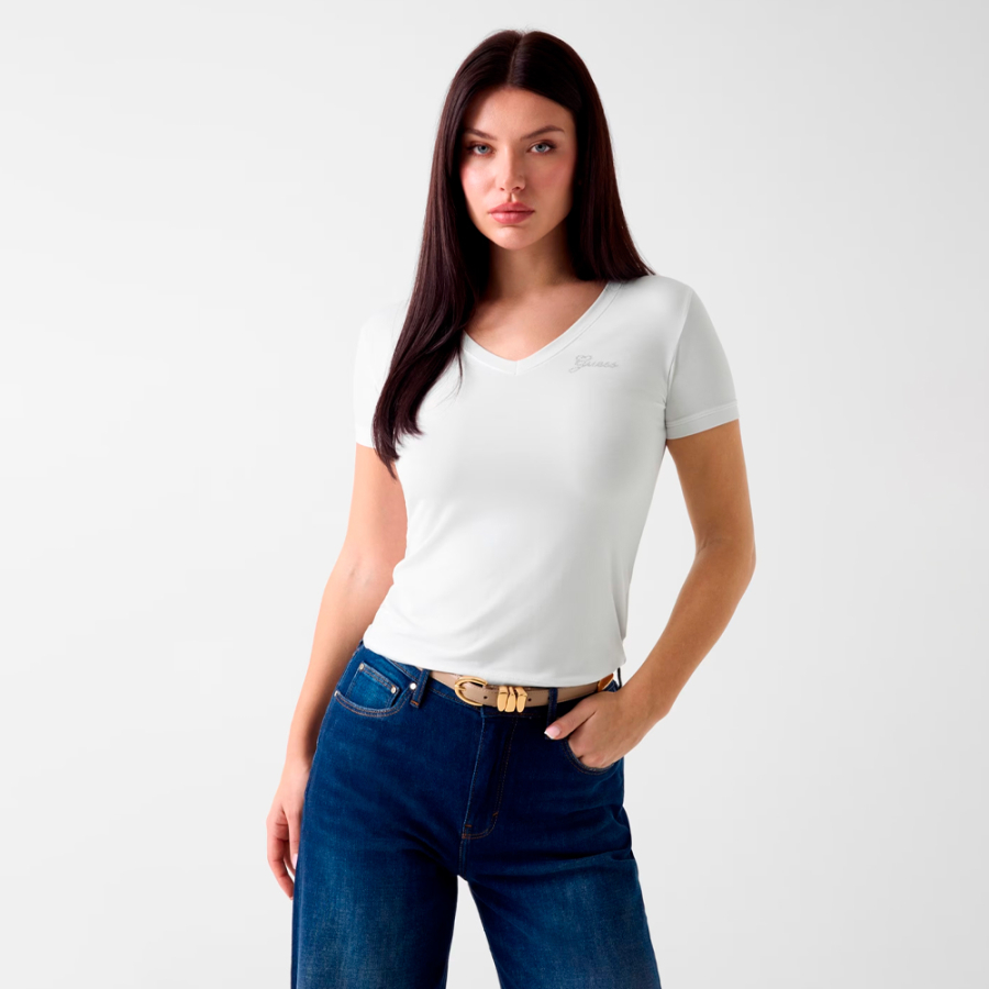 camiseta-com-logotipo-de-strass camiseta-com-logotipo-de-strass