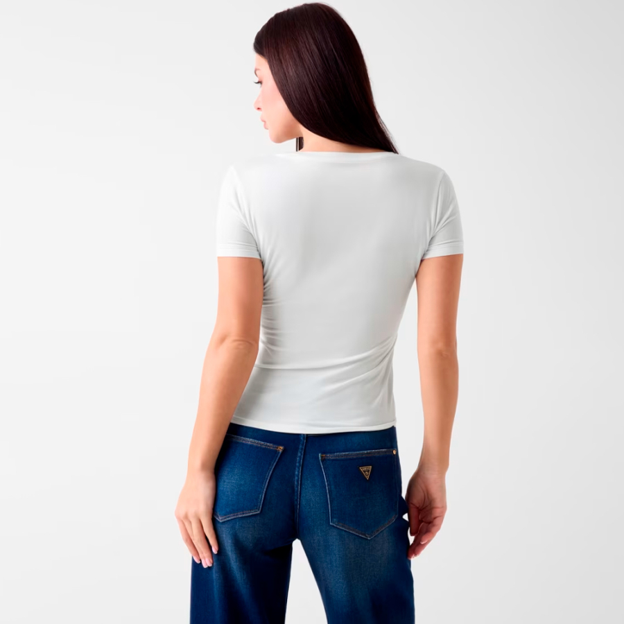camiseta-con-logo-de-pedreria