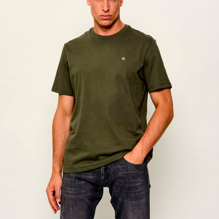 classic-monogram-t-shirt classic-monogram-t-shirt