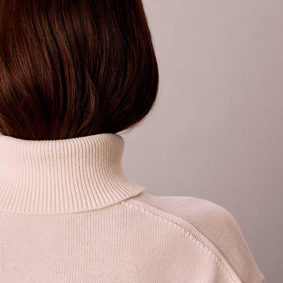 jersey-de-cuello-vuelto-con-logo