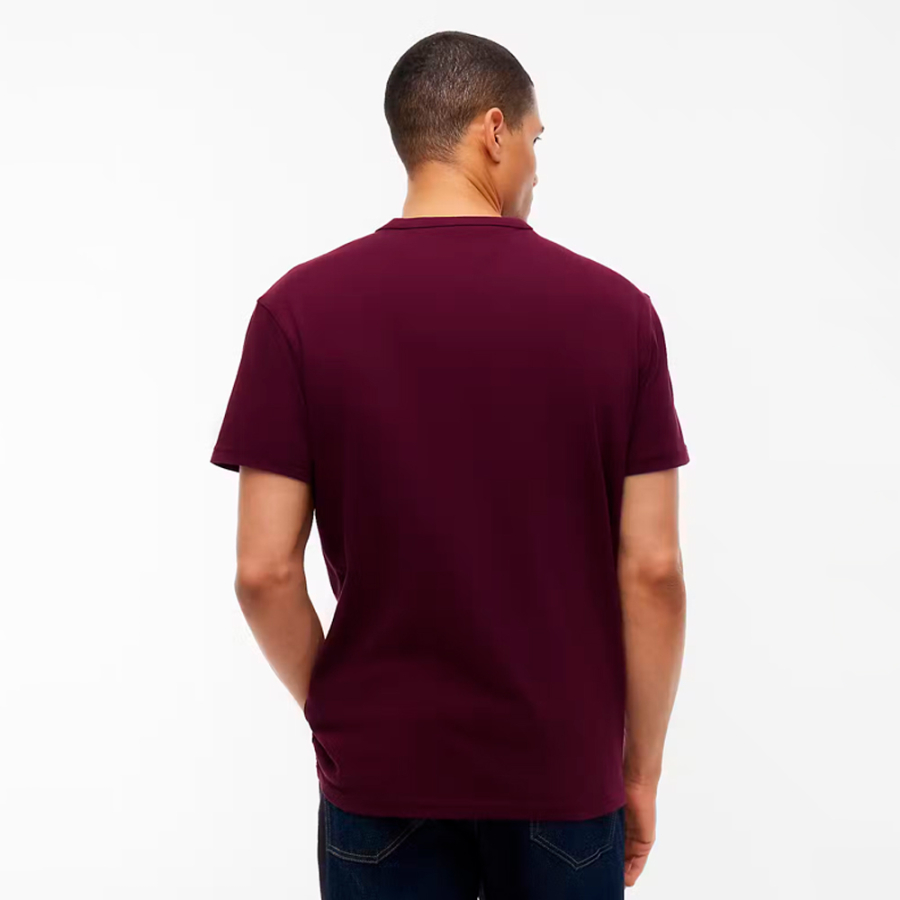 crew-neck-t-shirt-with-tonal-patch