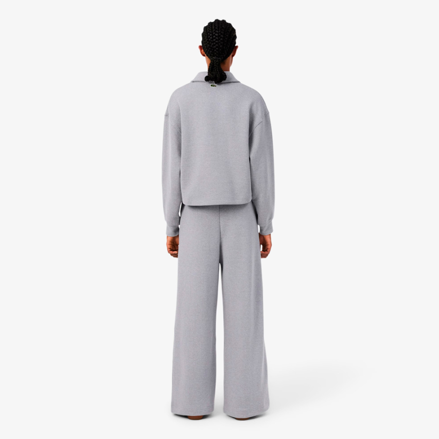 pantalon-de-chandal-de-canale-de-corte-acampanado pantalon-de-chandal-de-canale-de-corte-acampanado