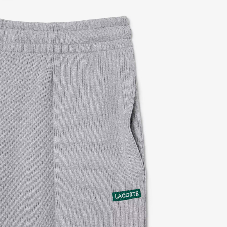 pantalon-de-chandal-de-canale-de-corte-acampanado pantalon-de-chandal-de-canale-de-corte-acampanado