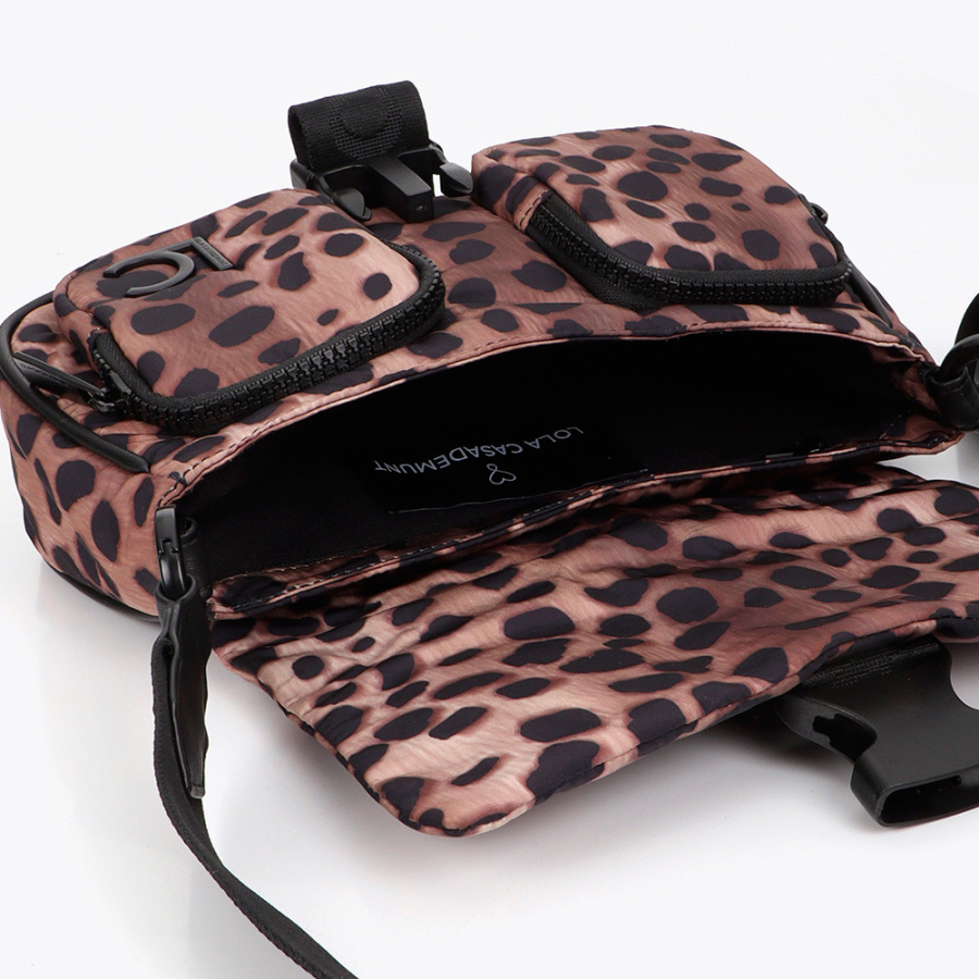 borsa-a-tracolla-con-stampa-animalier borsa-a-tracolla-con-stampa-animalier
