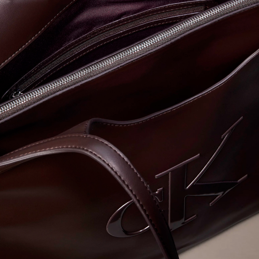 engraved-monogram-tote-bag engraved-monogram-tote-bag