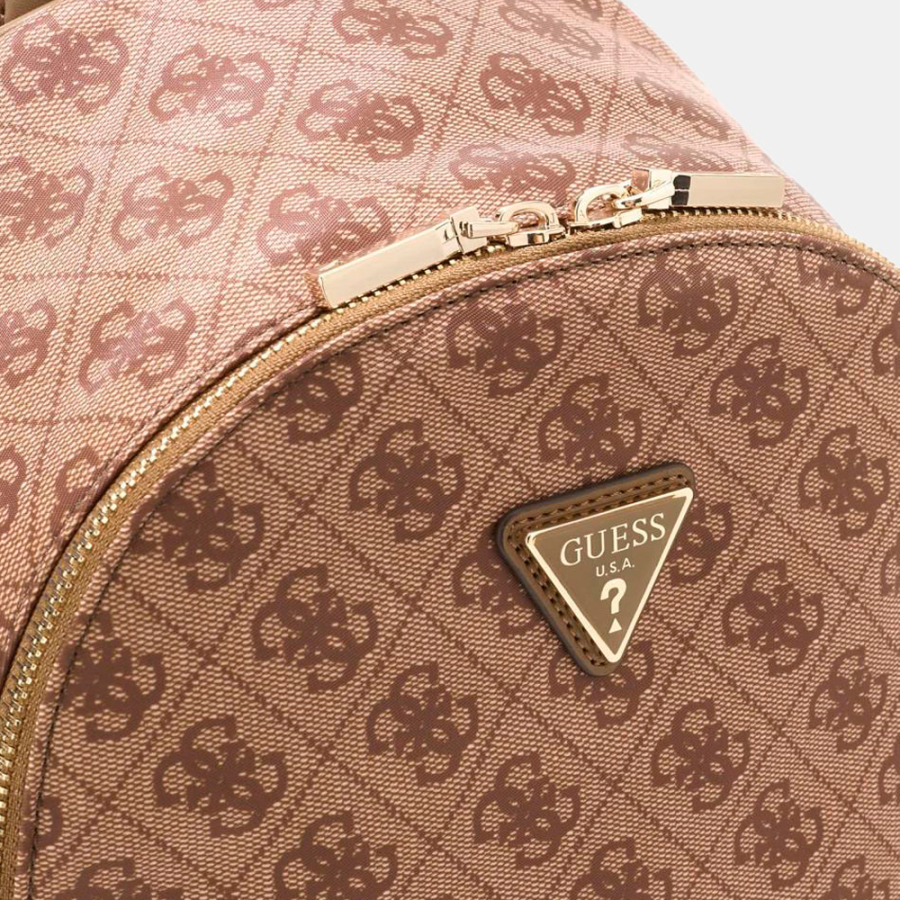 mochila-adrian-logo-medium
