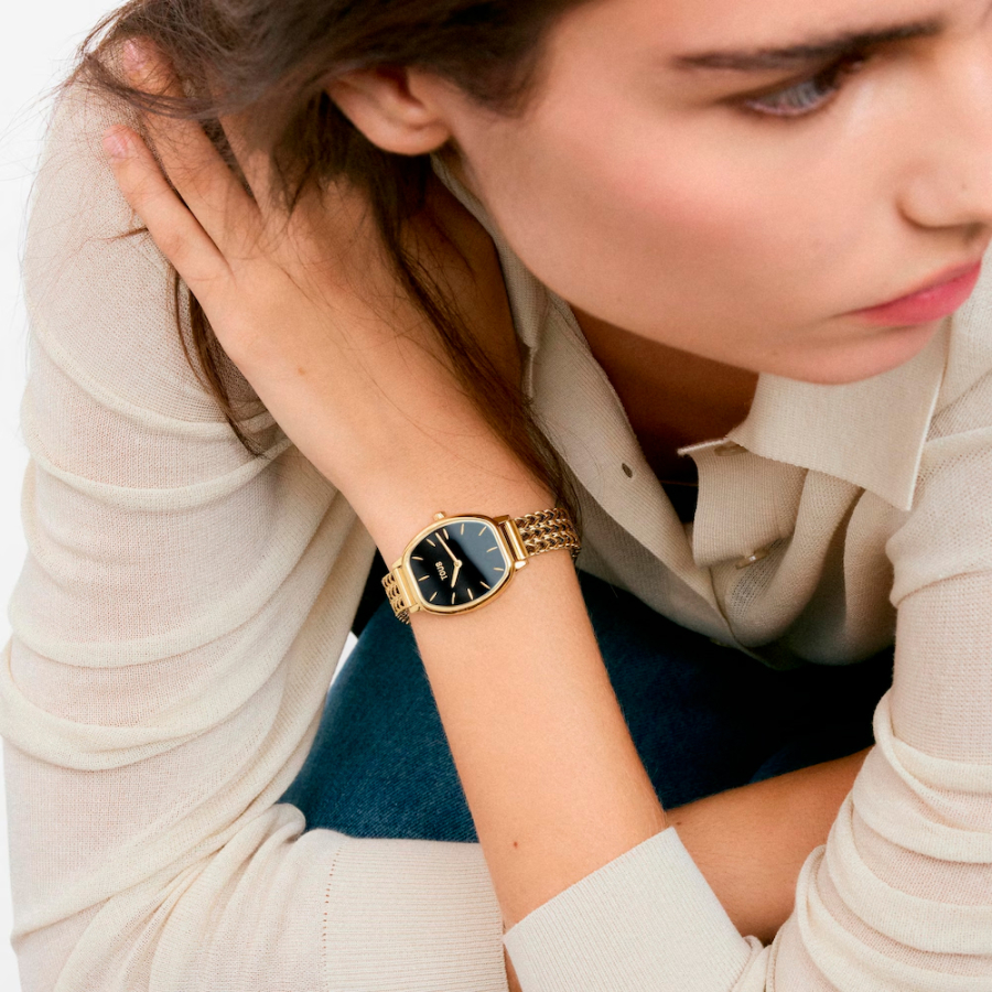montre-analogique-osier-mini-avec-bracelet-en-acier-plaque-or-et-onyx montre-analogique-osier-mini-avec-bracelet-en-acier-plaque-or-et-onyx