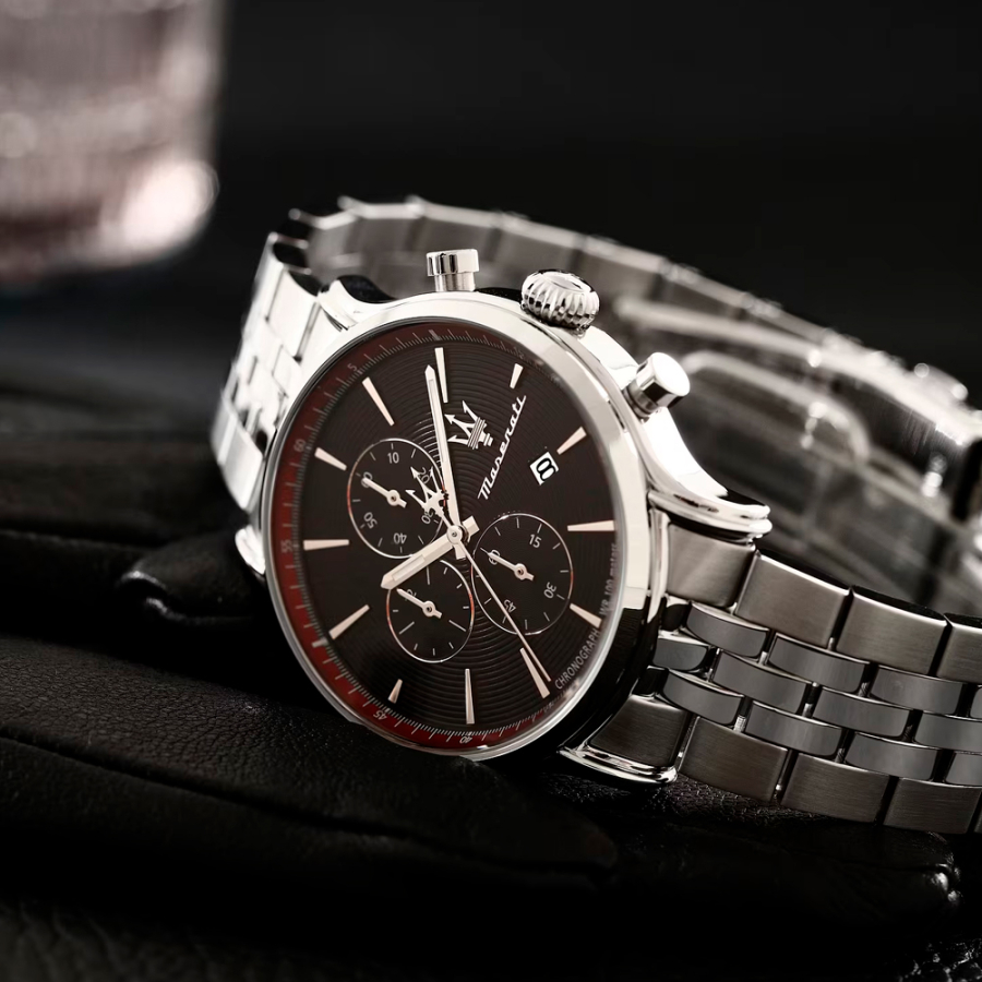 vintage-clock-r8873618037