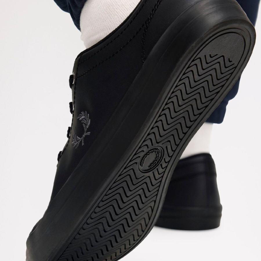 scarpa-in-pelle-baseline scarpa-in-pelle-baseline