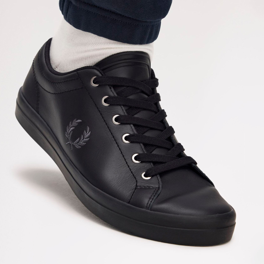 scarpa-in-pelle-baseline scarpa-in-pelle-baseline