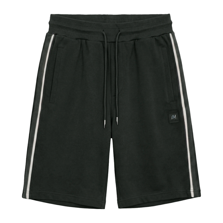 regular-fit-shorts-with-patch regular-fit-shorts-with-patch
