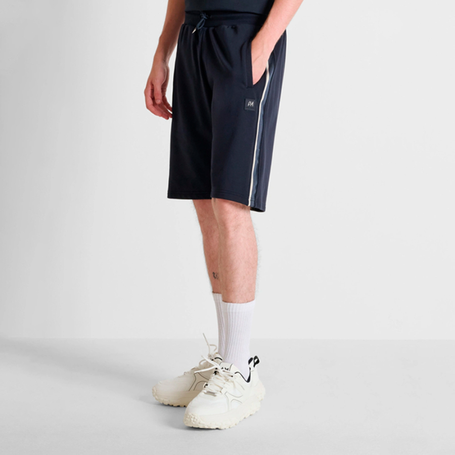short-regular-fit-con-patch short-regular-fit-con-patch