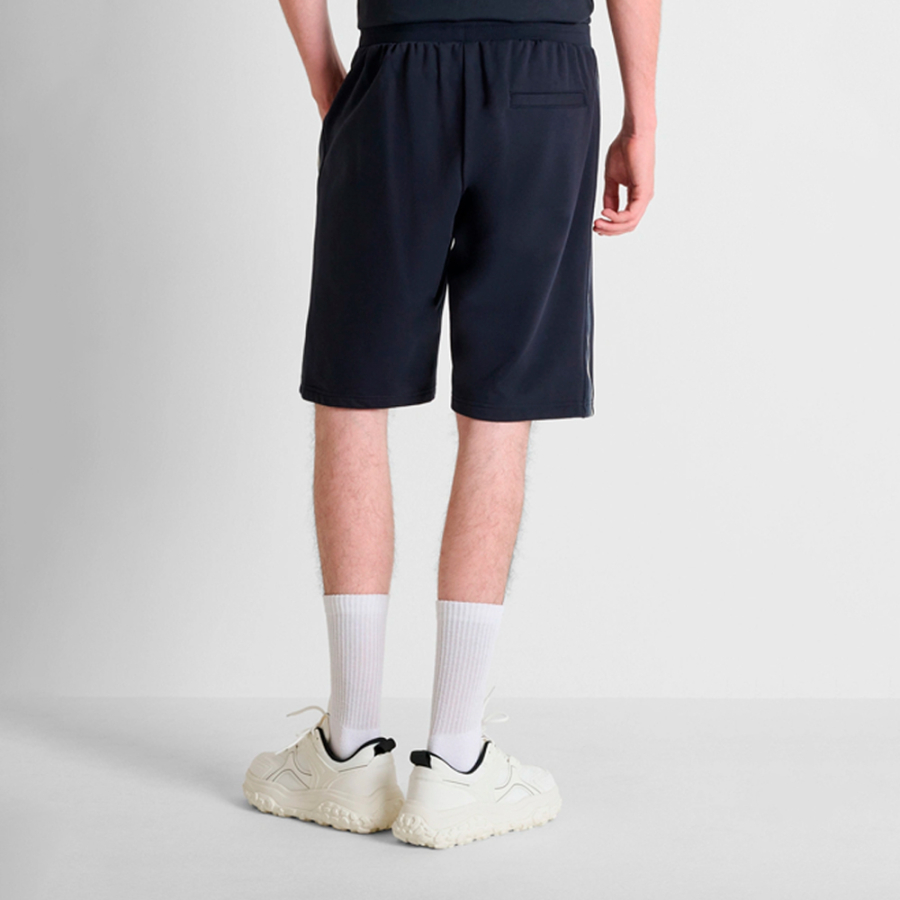 short-regular-fit-con-patch short-regular-fit-con-patch