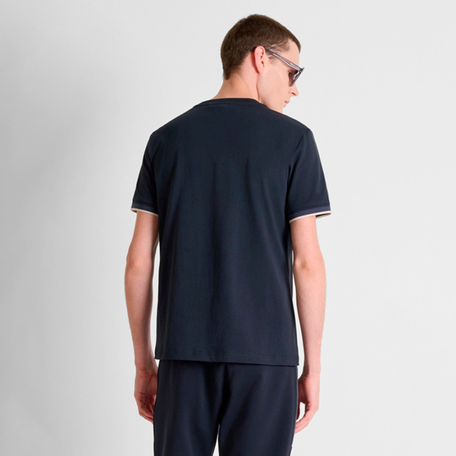 regular-fit-t-shirt-with-patch-and-logo