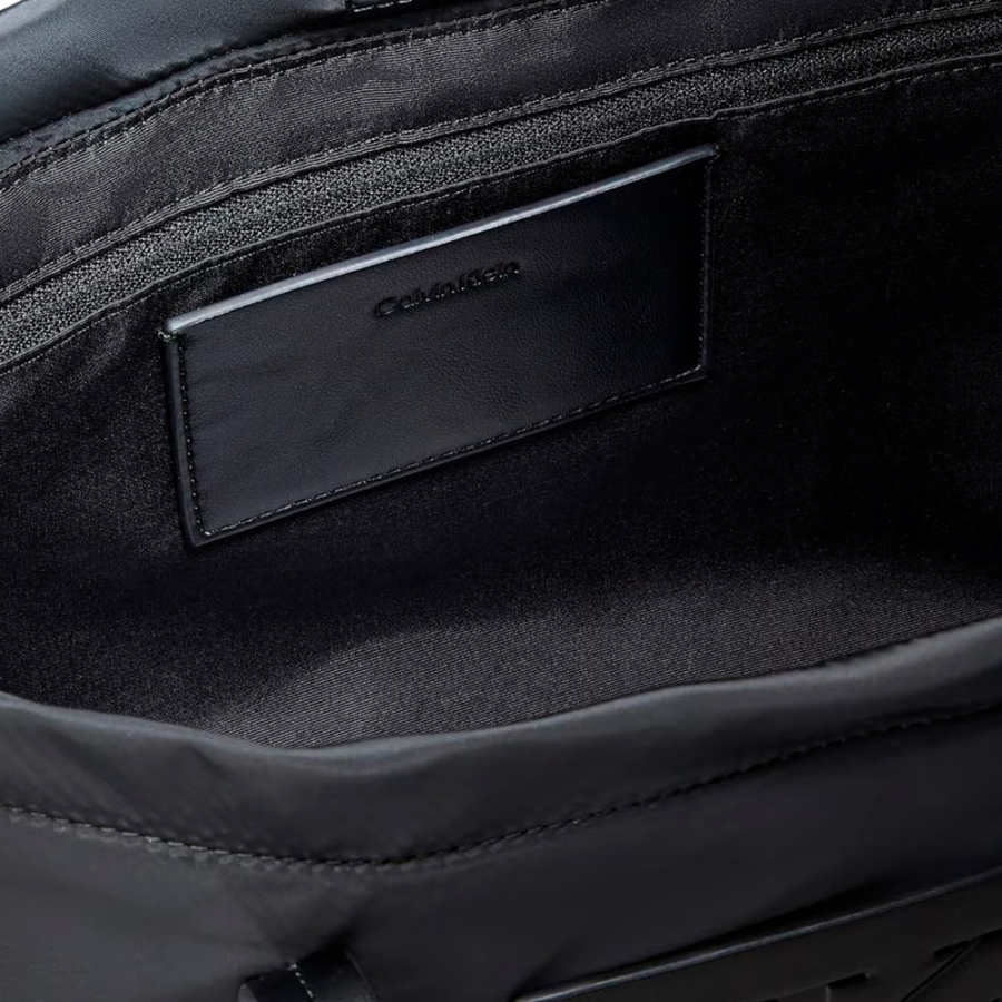 kleine-nylon-tragetasche-umhangetasche-schultertasche