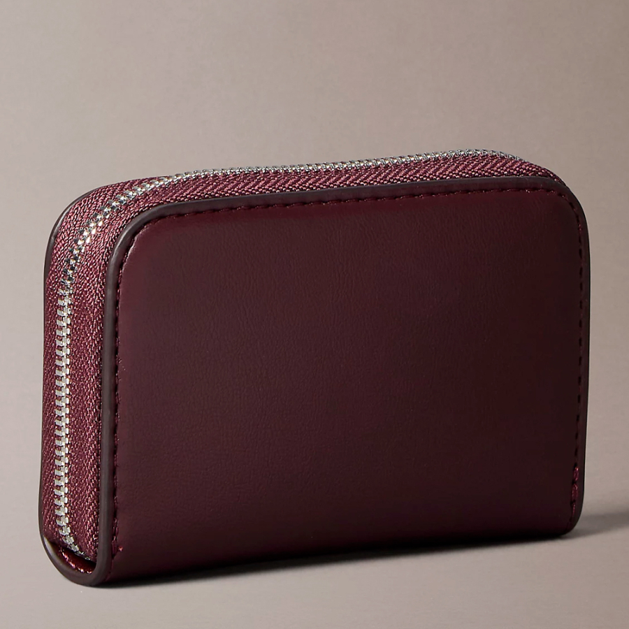 wallet-with-zip-around-the-perimeter-and-monogram
