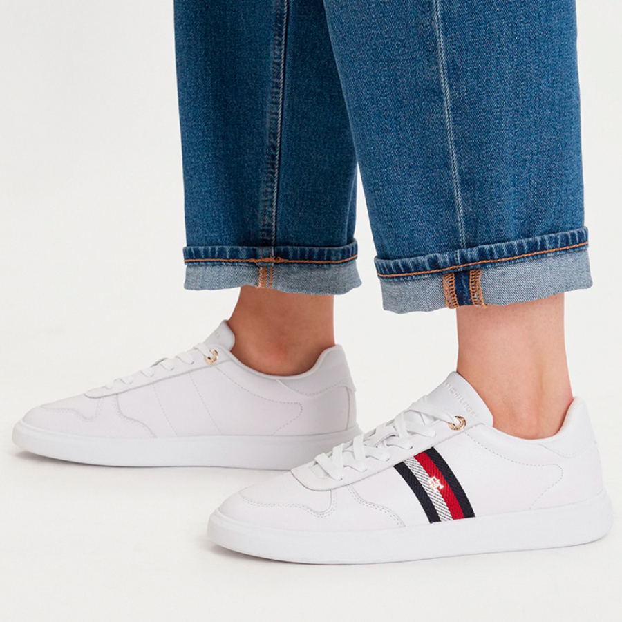 icon-court-light-webbing-sneaker