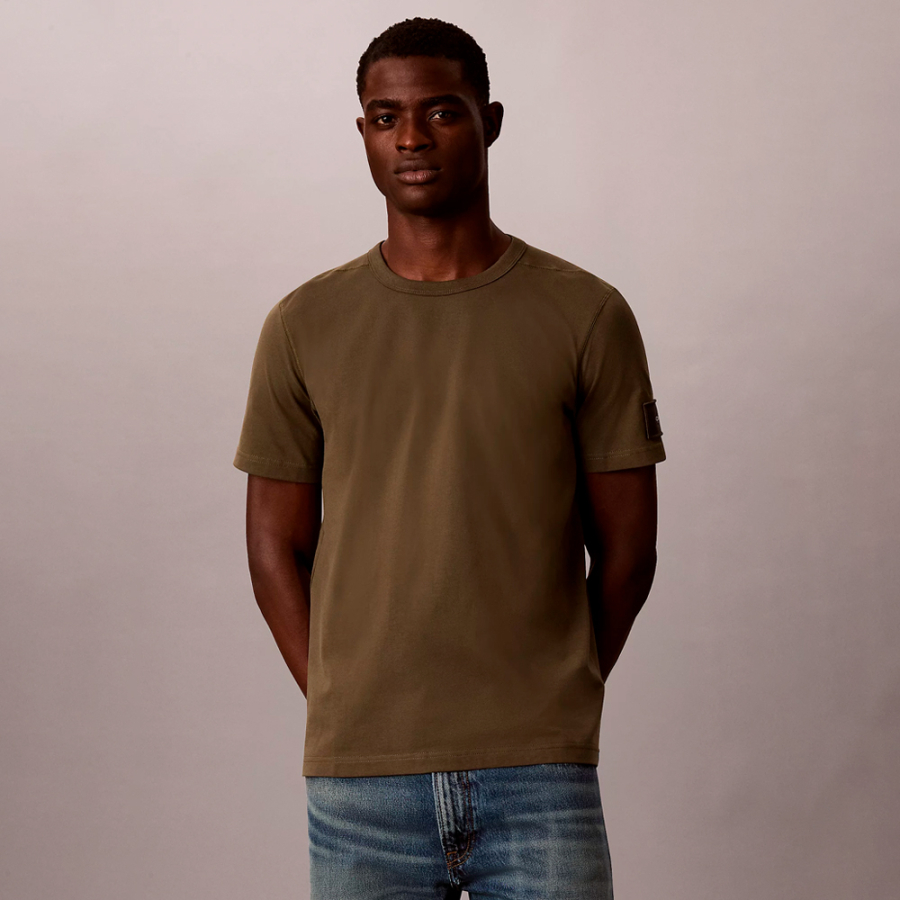 suede-knit-t-shirt-with-badge