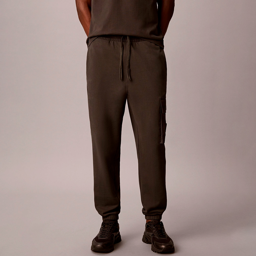 utility-jogger-pants-with-logo