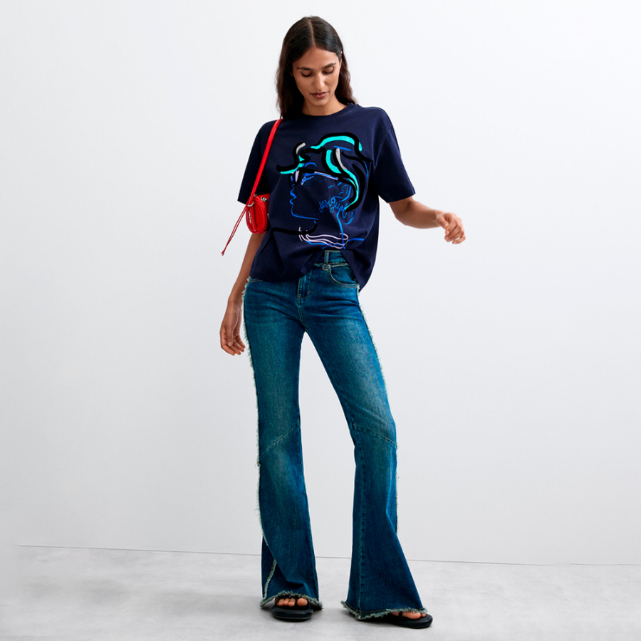 face-printed-t-shirt face-printed-t-shirt