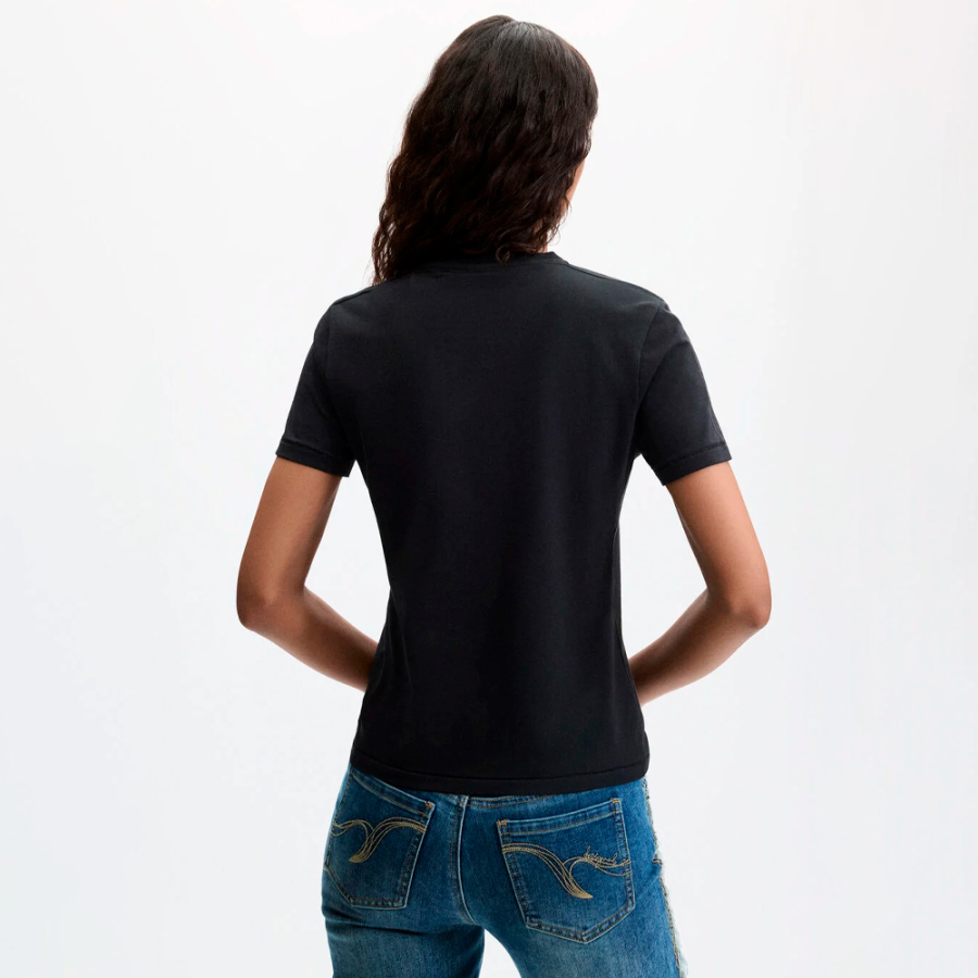 t-shirt-con-stampa-floreale t-shirt-con-stampa-floreale