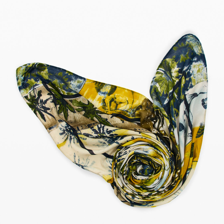 rectangular-printed-scarf rectangular-printed-scarf