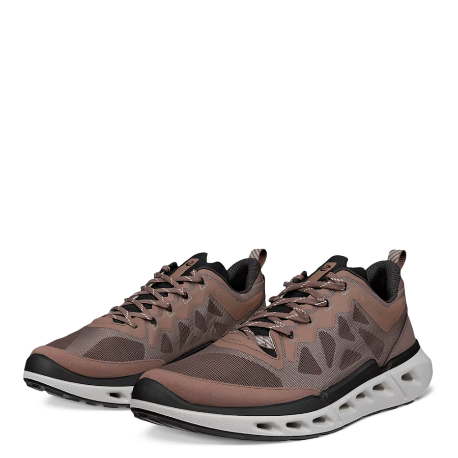 breathru-shoe