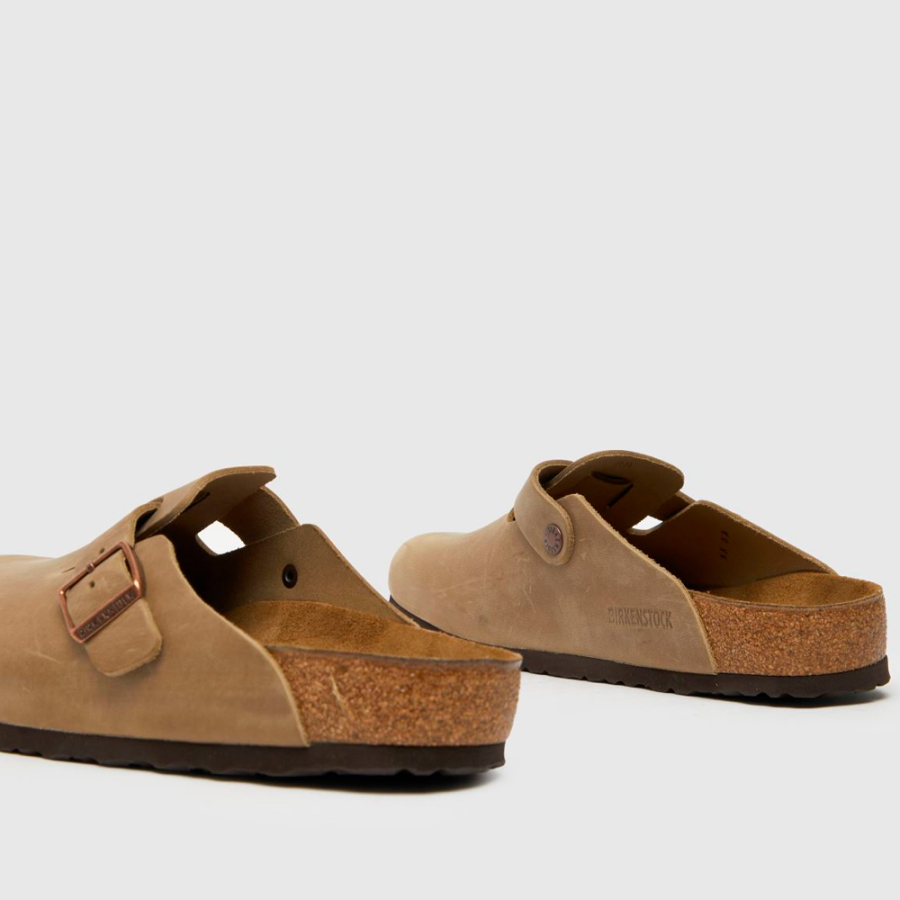 boston-leve-narrow-fit-clog