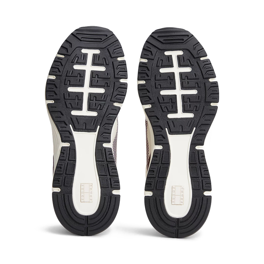 zapatillas-de-ante-con-mezcla-de-texturas
