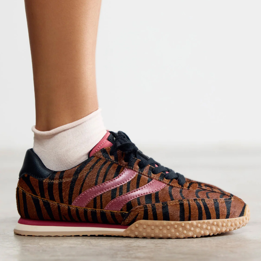 zapatillas-piel-estampado-animal-halstad