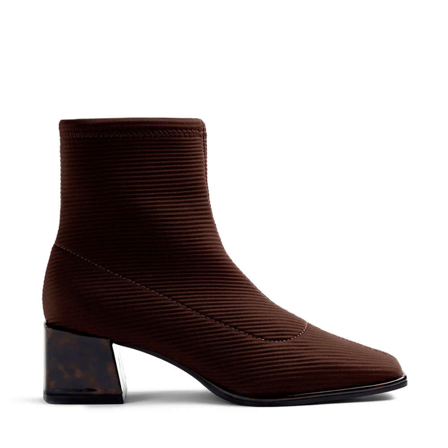 elastic-boots